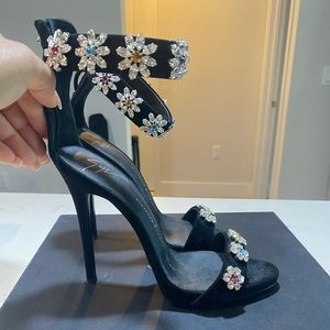 Giuseppe zanotti coline floral crystal